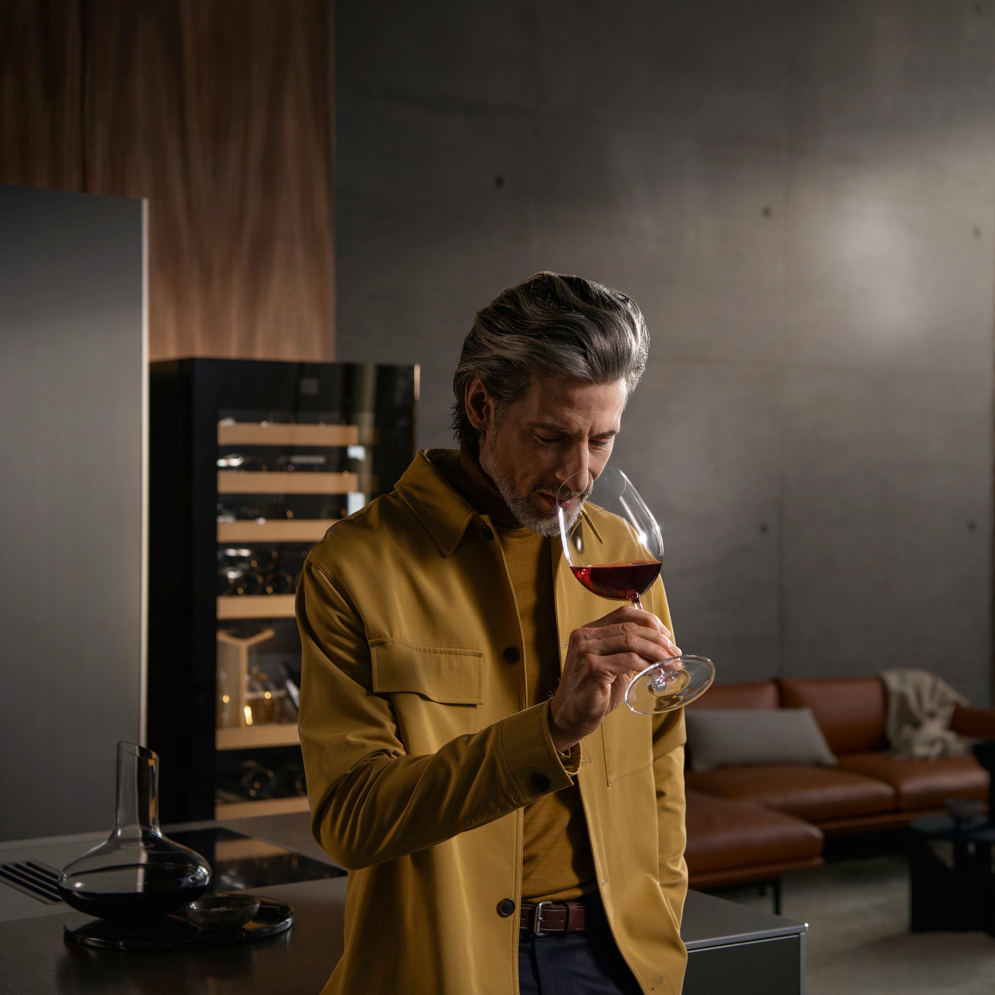 Liebherr - ცალკე მდგომი ღვინის მაცივარი