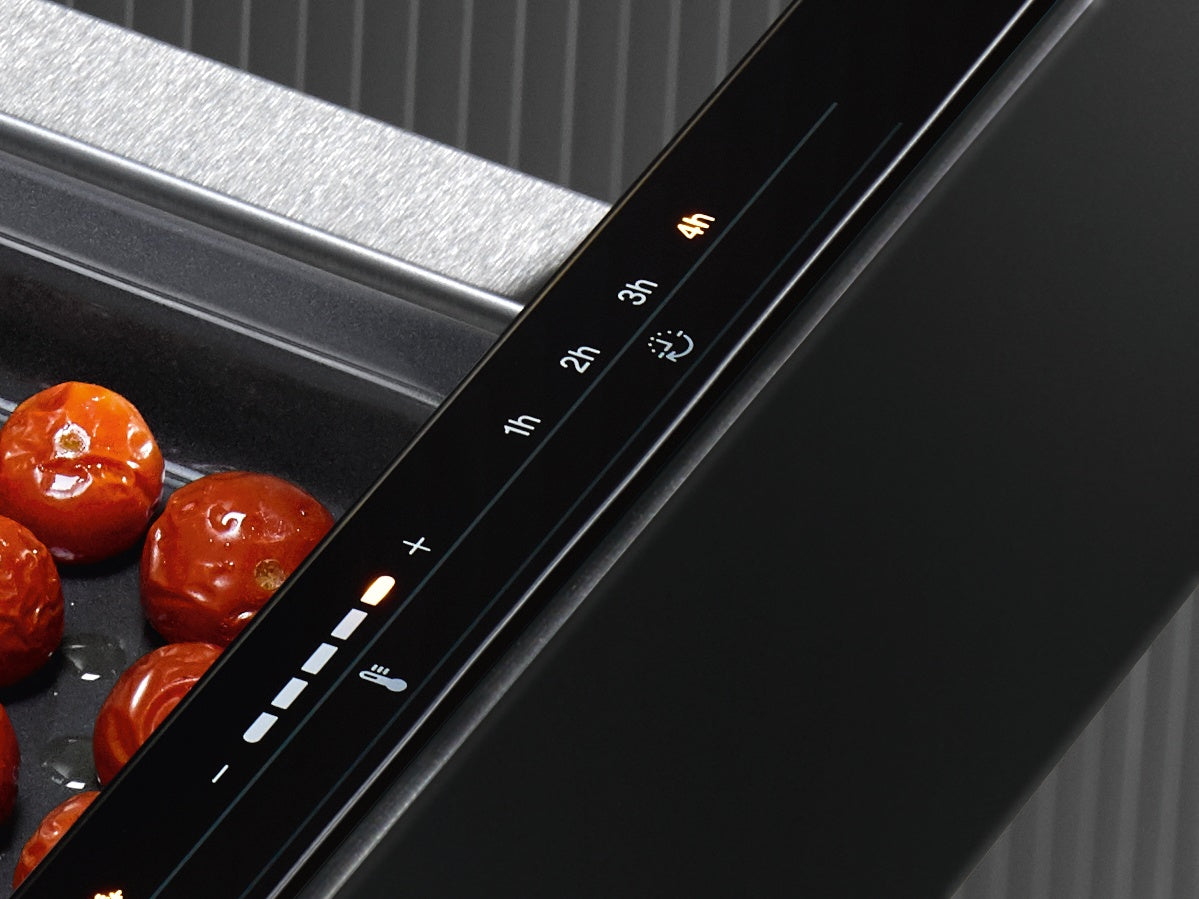 ESW 7010 - GREY - Built-in heater Gourmet