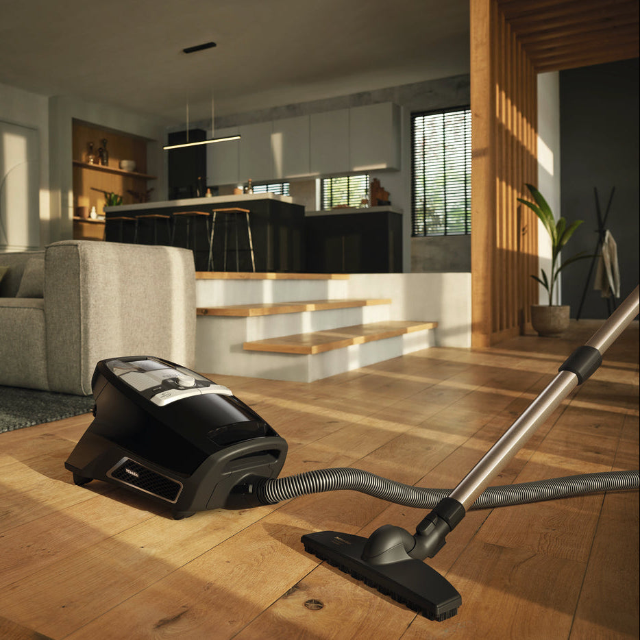 BLIZZARD CX1 EXCELLENCE - კოლბიანი მტვერსასრუტი