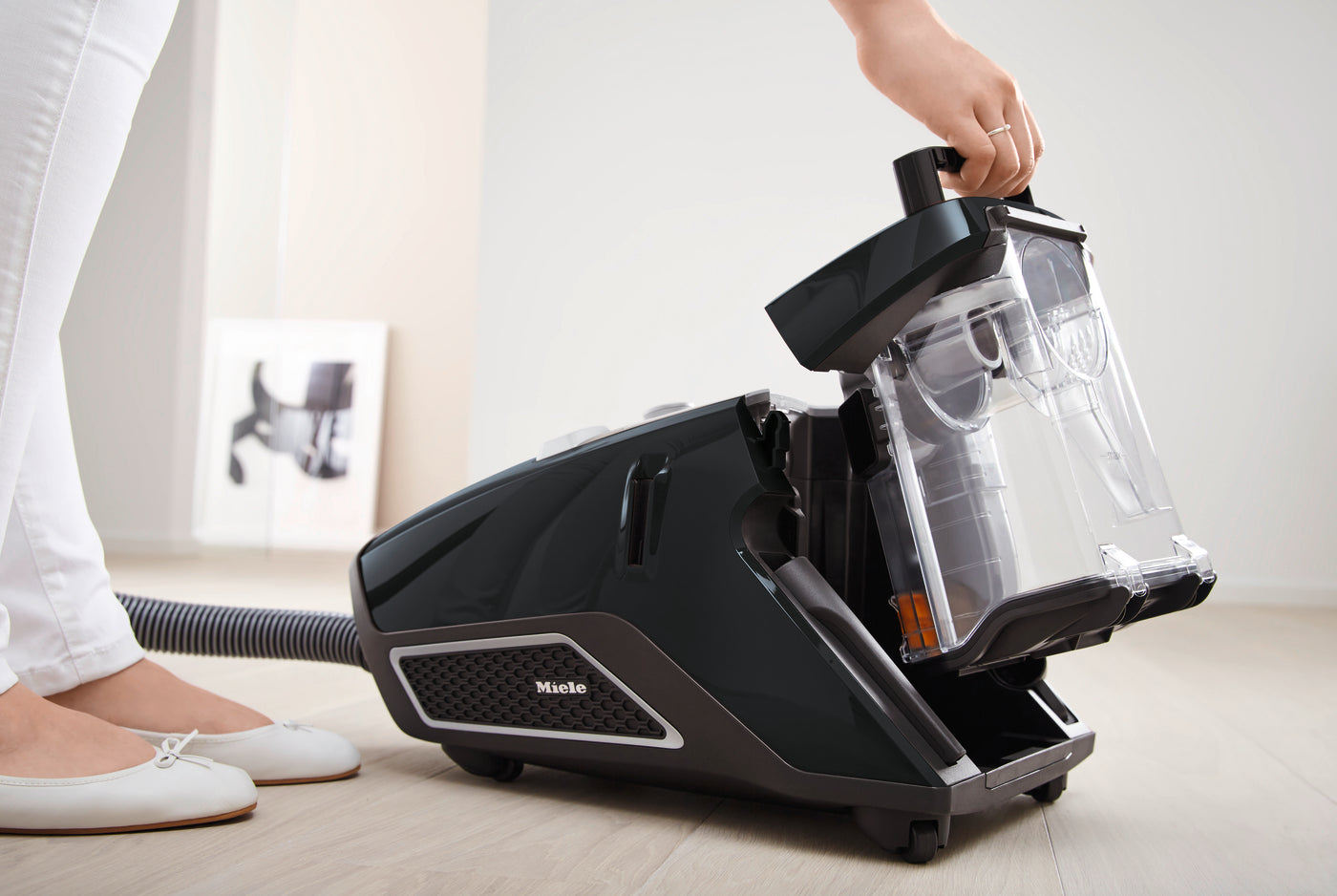 BLIZZARD CX1 EXCELLENCE - კოლბიანი მტვერსასრუტი