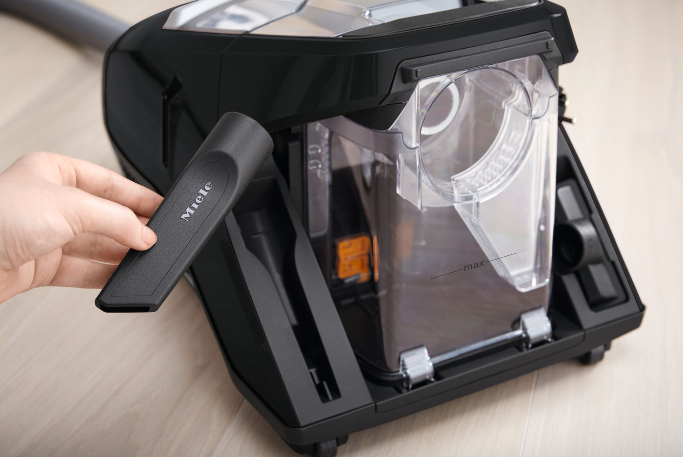 BLIZZARD CX1 EXCELLENCE - კოლბიანი მტვერსასრუტი